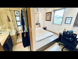 Sai Ying Pun - Golden Phoenix Court 07