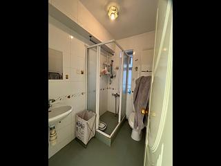 Sai Ying Pun - Yue Sun Mansion Block 1 07