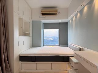 Tai Kok Tsui - Hampton Place Tower 1 02