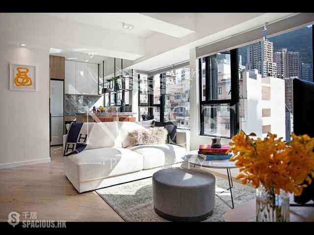 Sai Ying Pun - 111, High Street 01