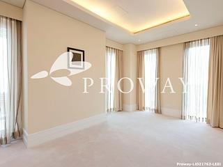The Peak - 28, Gough Hill Road 08