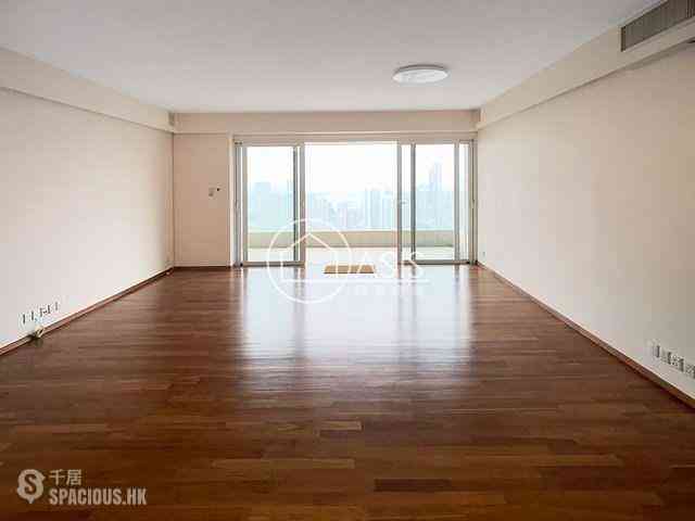 Stubbs Road - Evergreen Villa 01