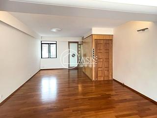 Stubbs Road - Evergreen Villa 02