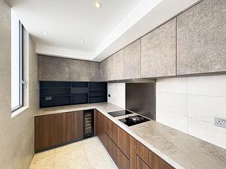 Discovery Bay - Discovery Bay Phase 16 Poggibonsi 16