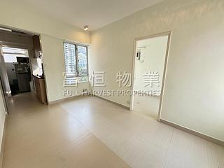 Happy Valley - Cheerful Court 02