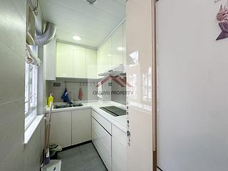 Sai Ying Pun - Yue Sun Mansion 03