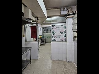 Mid Levels West - Hing Wah Mansion 04