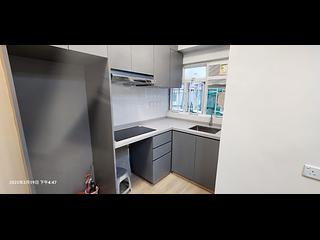 Kennedy Town - Luen On Apartments 05
