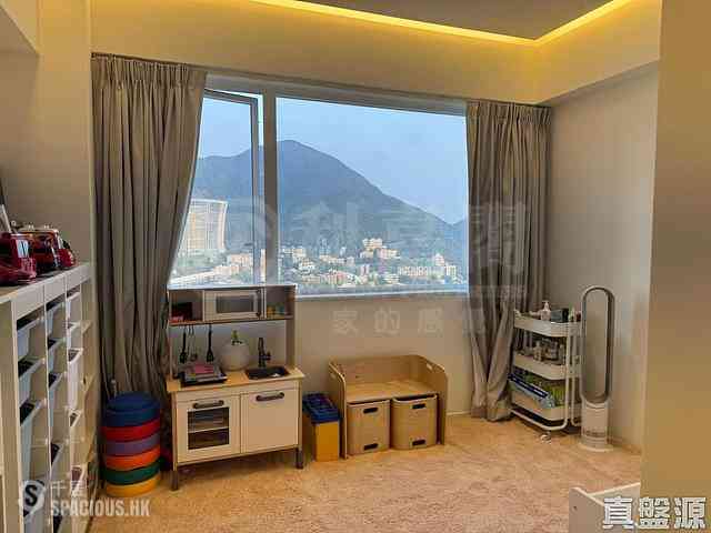 Repulse Bay - Repulse Bay Garden Block 12 07