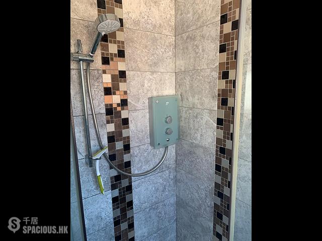 Slough - 7D Salt Hill Drive 14