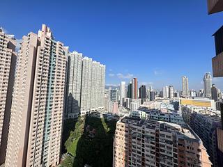 Tai Kok Tsui - Harbour Green 08