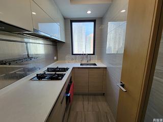 Tseung Kwan O - Twin Peaks Block 2 04
