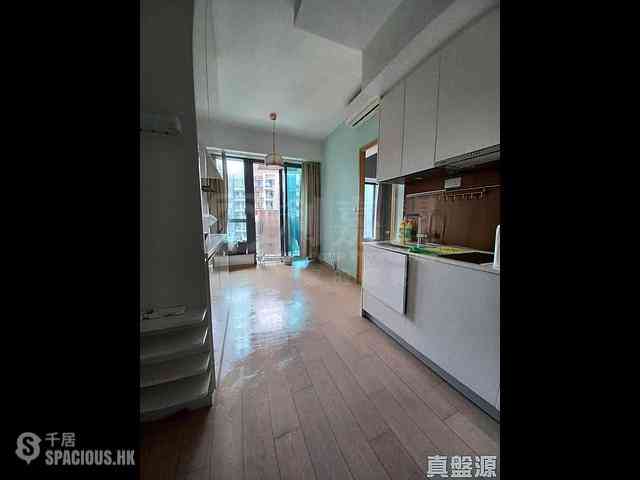 Tseung Kwan O - Twin Peaks Block 1 01