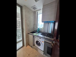 Yau Ma Tei - The Coronation Tower 7 07