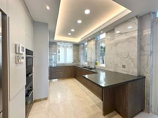 The Peak - 28, Gough Hill Road 03