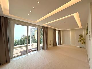 The Peak - 28, Gough Hill Road 04