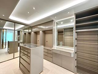 The Peak - 28, Gough Hill Road 08