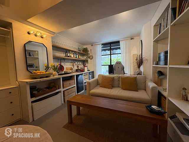 Sai Ying Pun - Yen Shun Mansion 02
