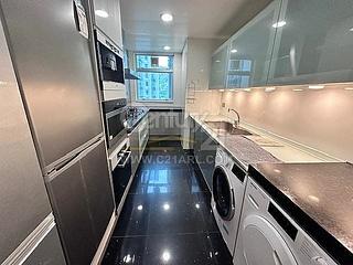 Tai Hang - The Legend Block 3 07