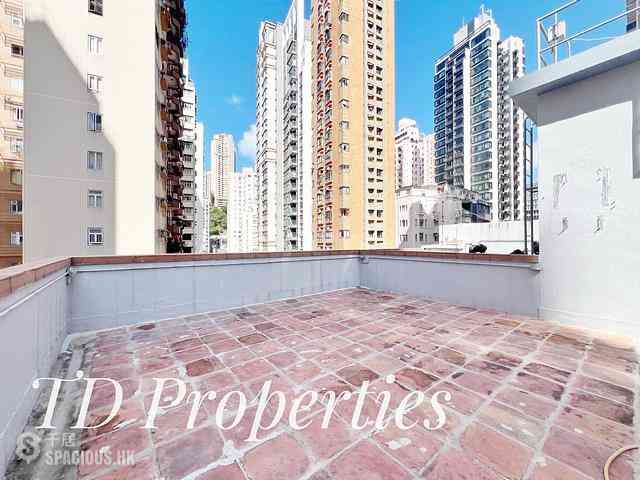 Happy Valley - 10-12, Shan Kwong Road 01