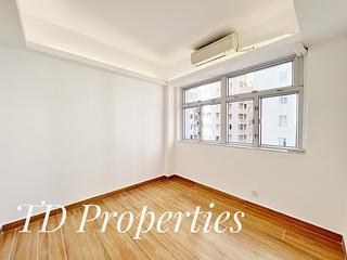 Happy Valley - 10-12, Shan Kwong Road 06