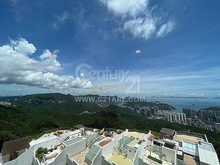 The Peak - La Hacienda Block B 08