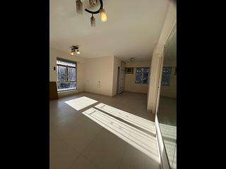 Sai Ying Pun - Yue Sun Mansion Block 1 10