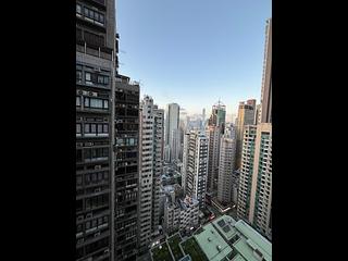 Sai Ying Pun - Yue Sun Mansion Block 1 03