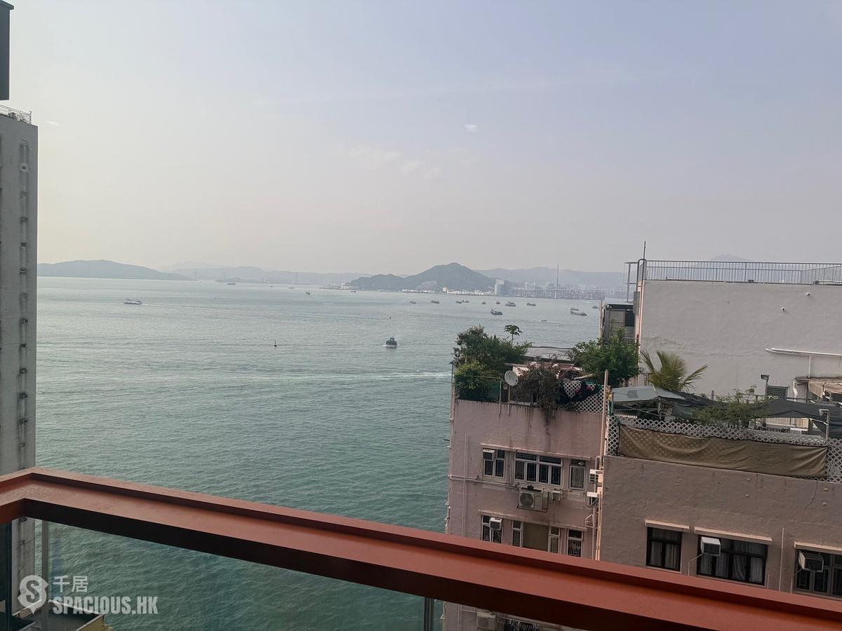 Kennedy Town - The Highline 01