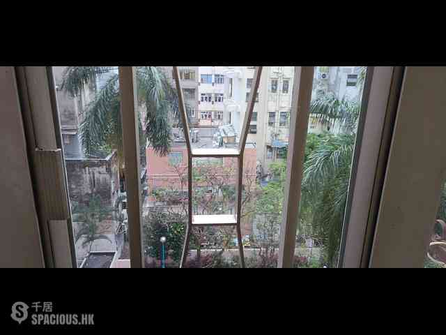 Sai Ying Pun - Cheong Kwai Building 09