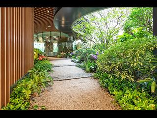 Tai Kok Tsui - Square Mile Phase 5 Gateway · Square Mile 06