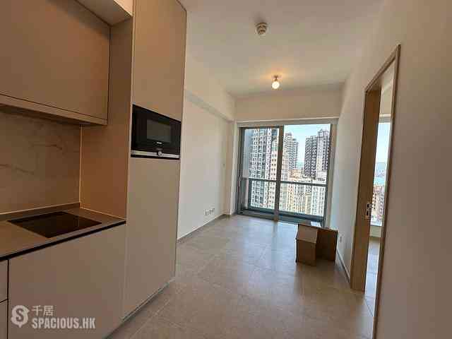 Sai Ying Pun - No.8 Hing Hon Road (Resiglow-Bonham) 01