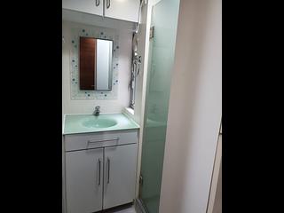 Wan Chai - Tonnochy Towers Block A 06