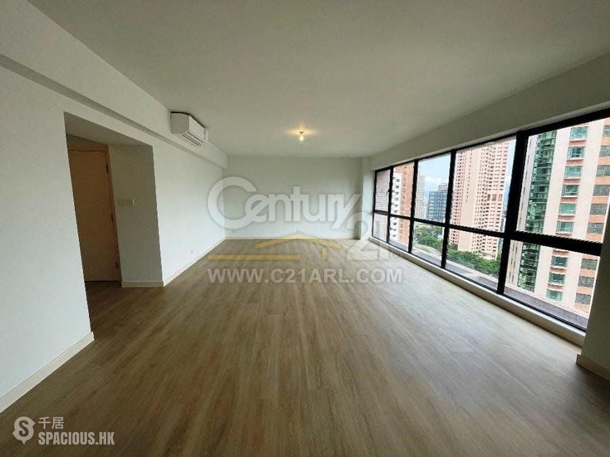 Mid Levels Central - Estoril Court 01