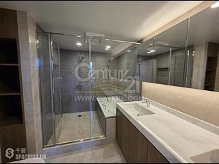Mid Levels Central - Estoril Court 17