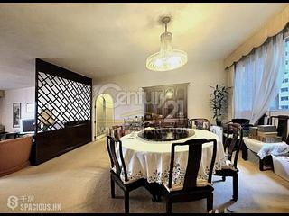 Mid Levels Central - Hollywood Heights 03