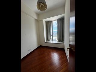 Yau Ma Tei - The Coronation Tower 1 13