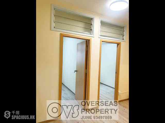 Wan Chai - 134, Queen's Road East 01