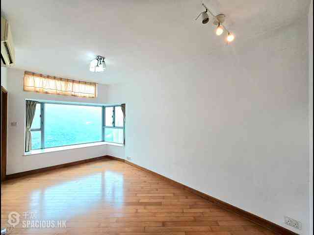 Tung Chung - Coastal Skyline 02