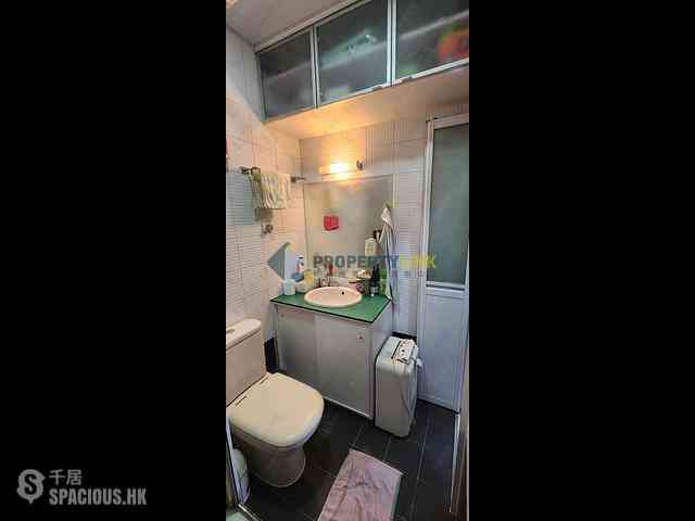 Sai Ying Pun - True Light Building 07