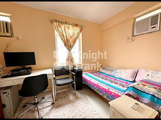 Sai Wan Ho - Lei King Wan Sites A Block 4 Kwun Fung Mansion 06