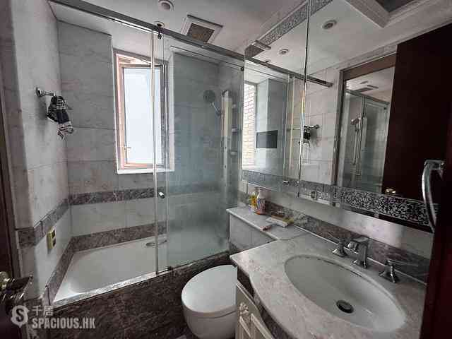 Yau Ma Tei - The Coronation Tower 2 16