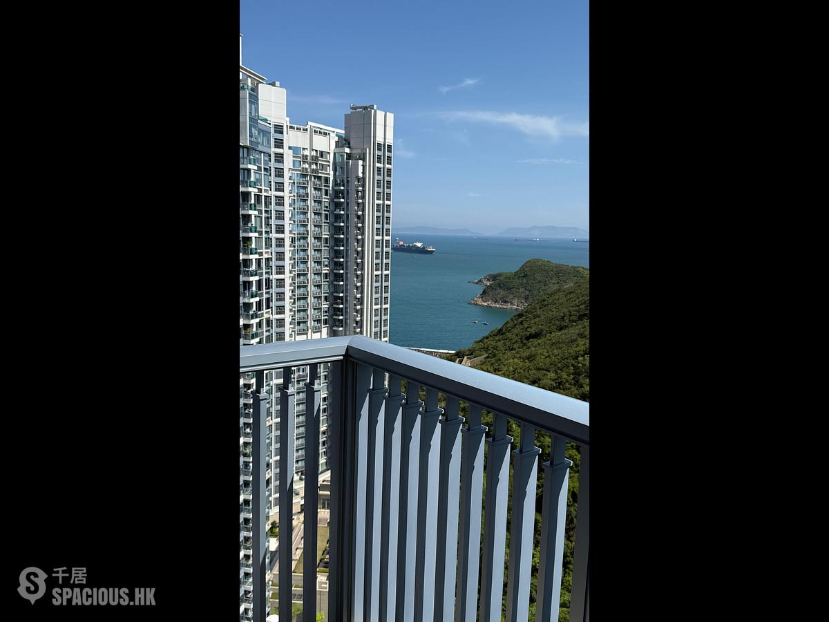 Ap Lei Chau - Larvotto Block 8 01