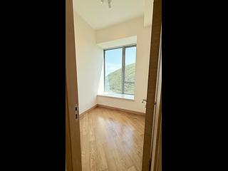 Ap Lei Chau - Larvotto Block 8 02