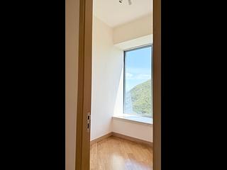 Ap Lei Chau - Larvotto Block 8 03