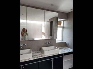 Discovery Bay - Discovery Bay Phase 1 Beach Village Headland Drive 23