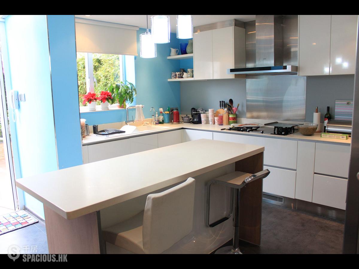 Discovery Bay - Discovery Bay Phase 1 Beach Village Headland Drive 01