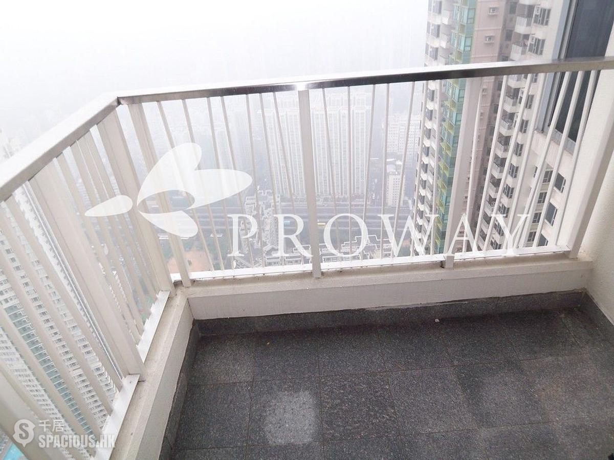Sai Wan Ho - Grand Promenade 01
