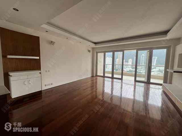 Repulse Bay - Repulse Bay Garden Block 10 02