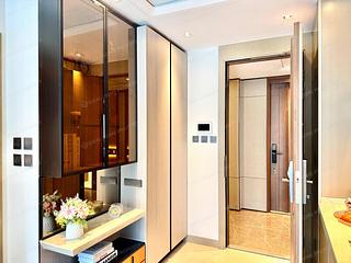 North Point - Victoria Harbour Phase 2B-3 Tower 5 07